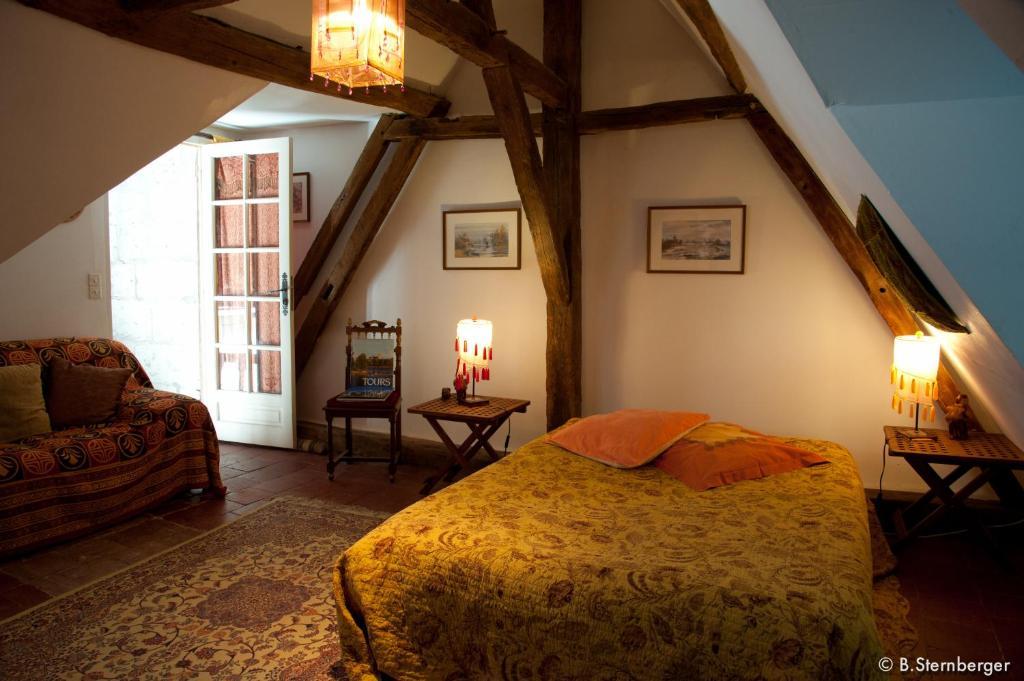 ロシュ La Demeure Saint-Ours Bed & Breakfast エクステリア 写真